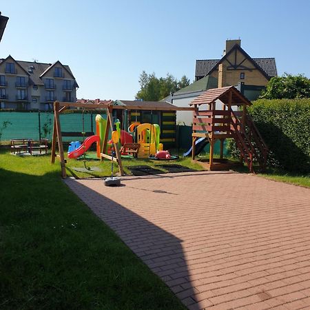 Apartamentowe Domki Drewniane Colorado Villa Karwia Buitenkant foto