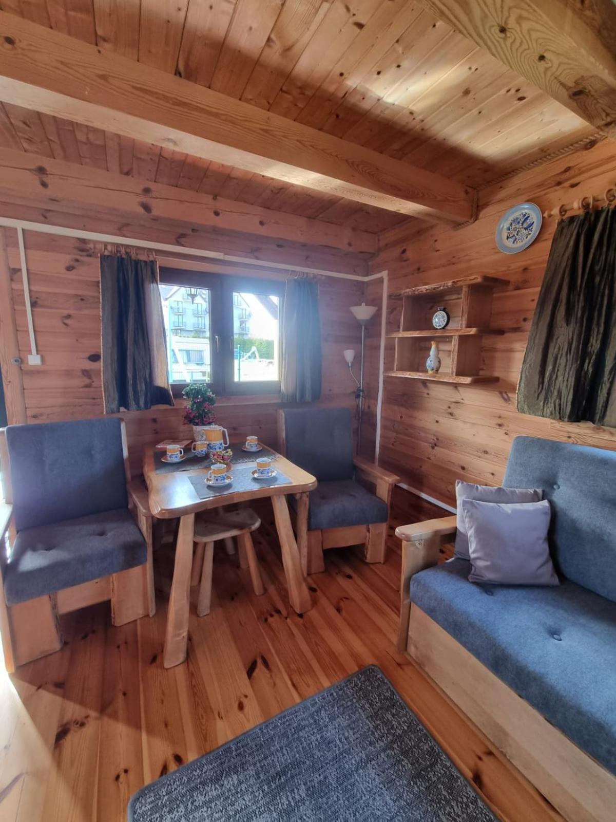 Apartamentowe Domki Drewniane Colorado Villa Karwia Buitenkant foto