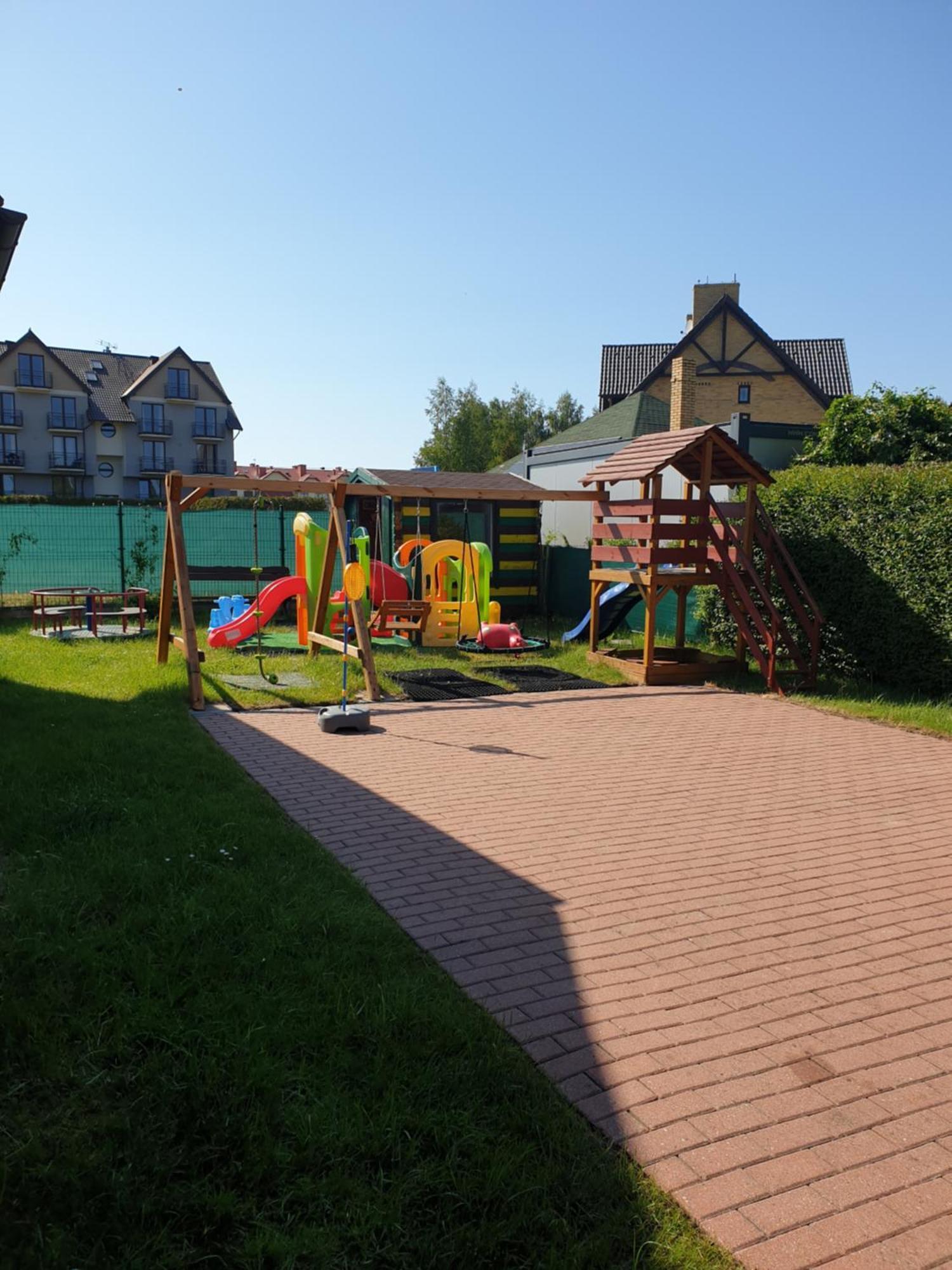 Apartamentowe Domki Drewniane Colorado Villa Karwia Buitenkant foto